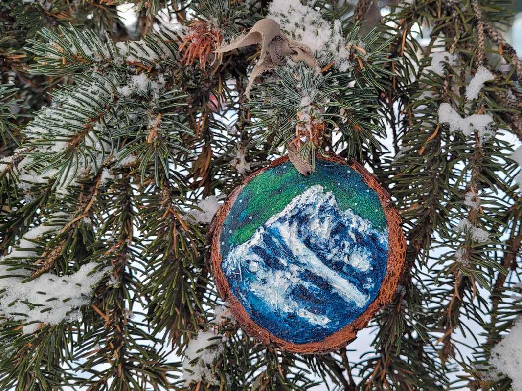 Ornament: Cascade Mountain