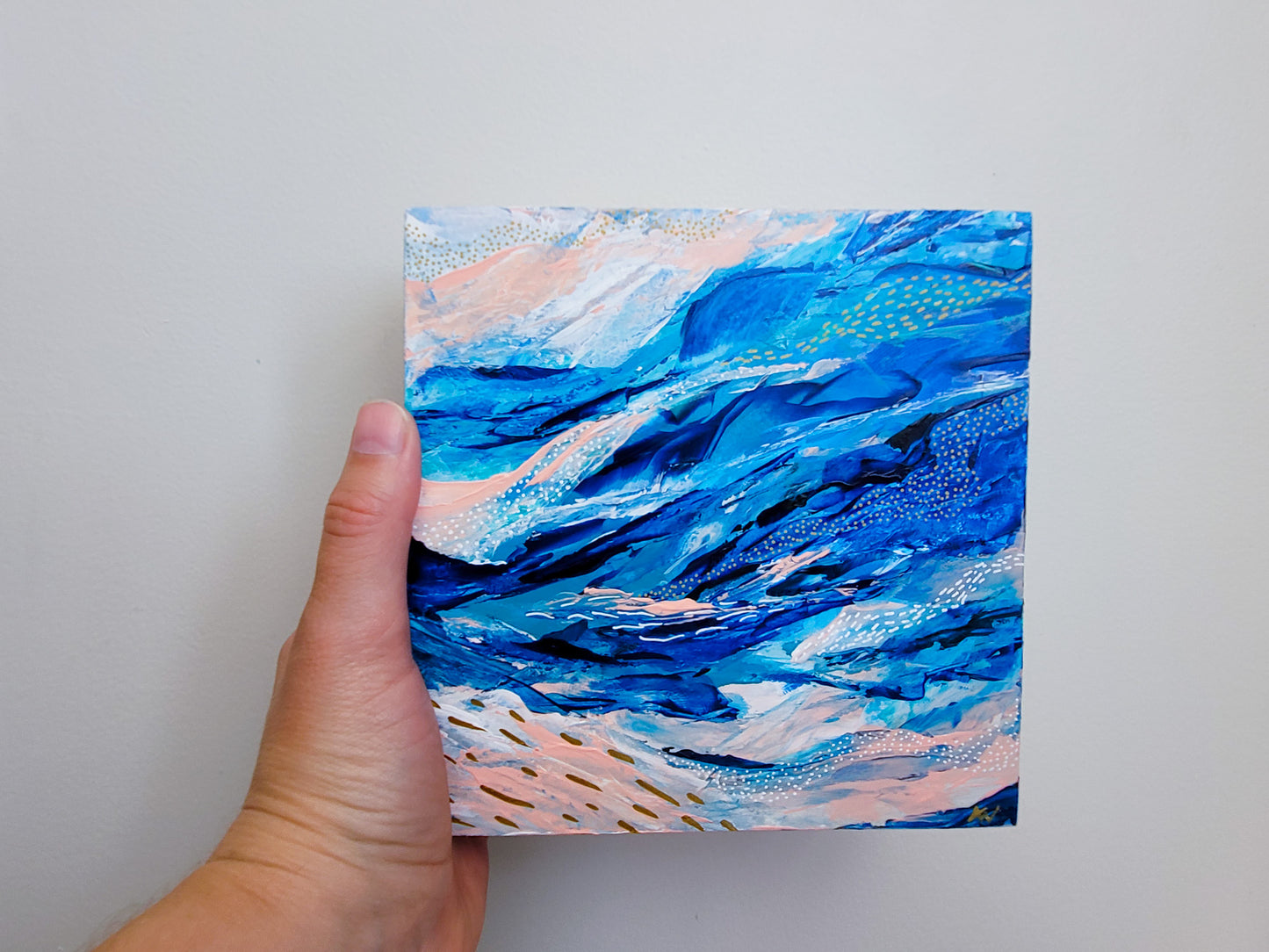 Blue rushing in | 6 x 6 in